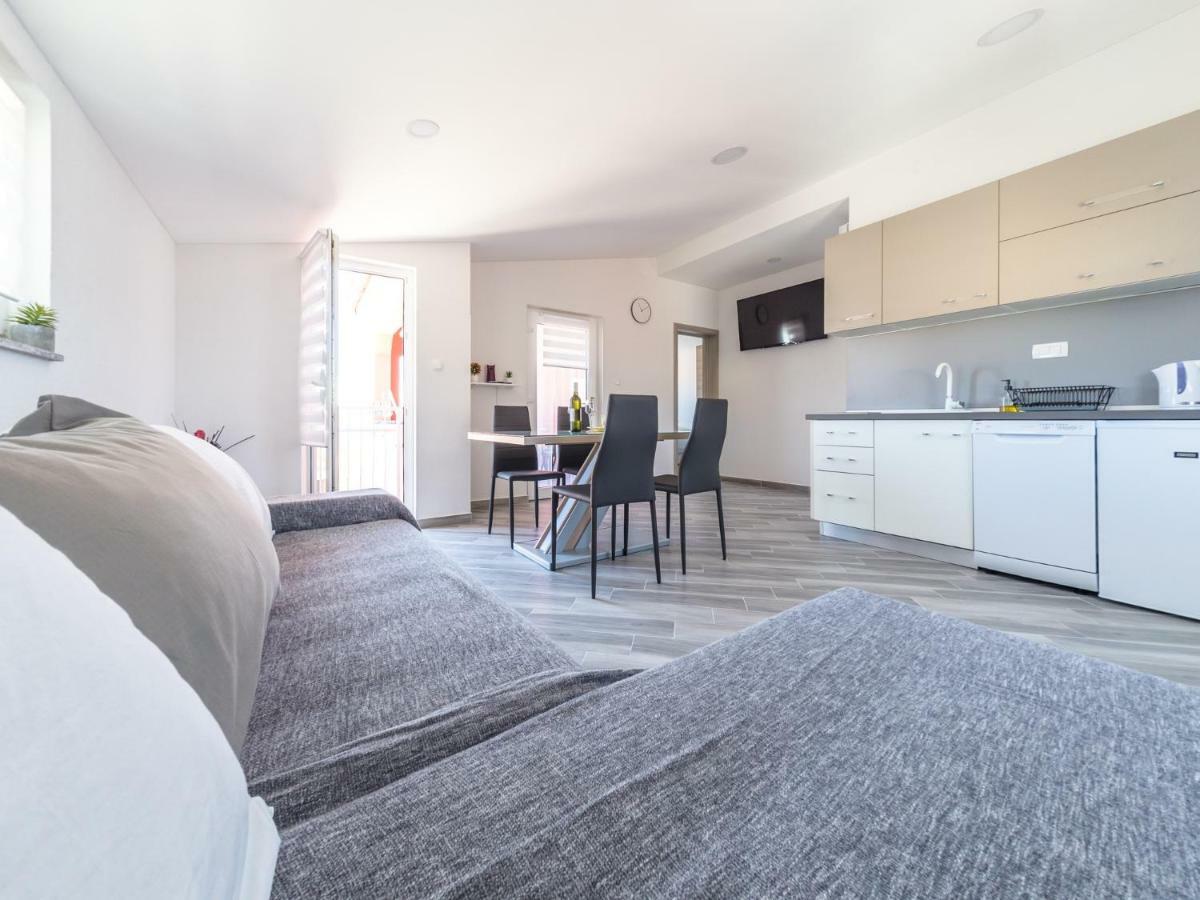 Apartment ˝Soleil˝ Вир Экстерьер фото
